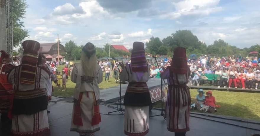 Фольклорный ансамбль «Келу» принял участие в фестивале «ДаншиноFest»
