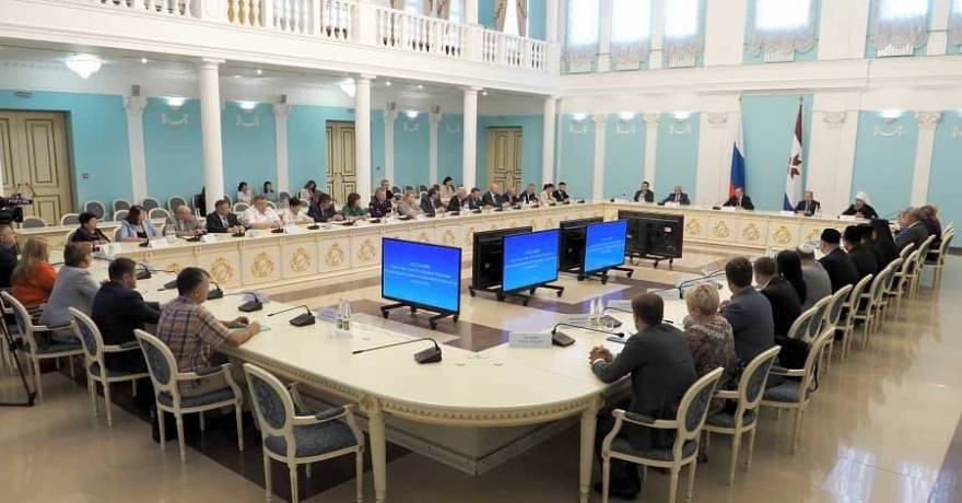Артём Здунов провёл заседание Совета по межнациональным и межконфессиональным отношениям