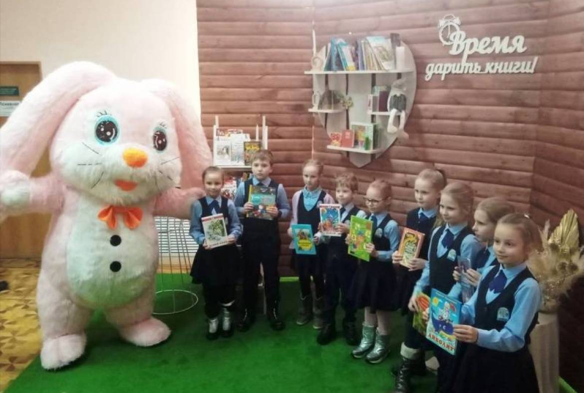 Общероссийская акция «Дарите книги с любовью – 2023» в Мордовской республиканской детской библиотеке