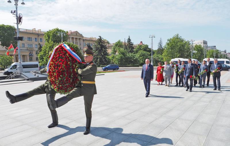 В Минске делегация Мордовии почтила память героев Великой Отечественной войны