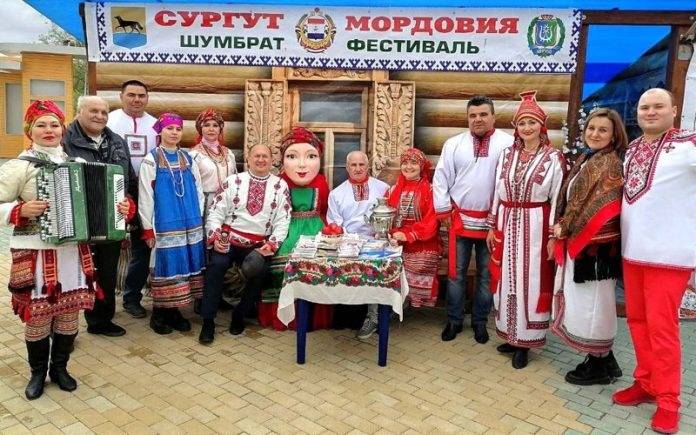 Солистки ансамбля «Келу» выступили в Сургуте на фестивале «Соцветие»