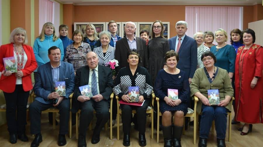 В Саранске состоялась презентация книги «Люди Журавлиной дороги» на русском языке