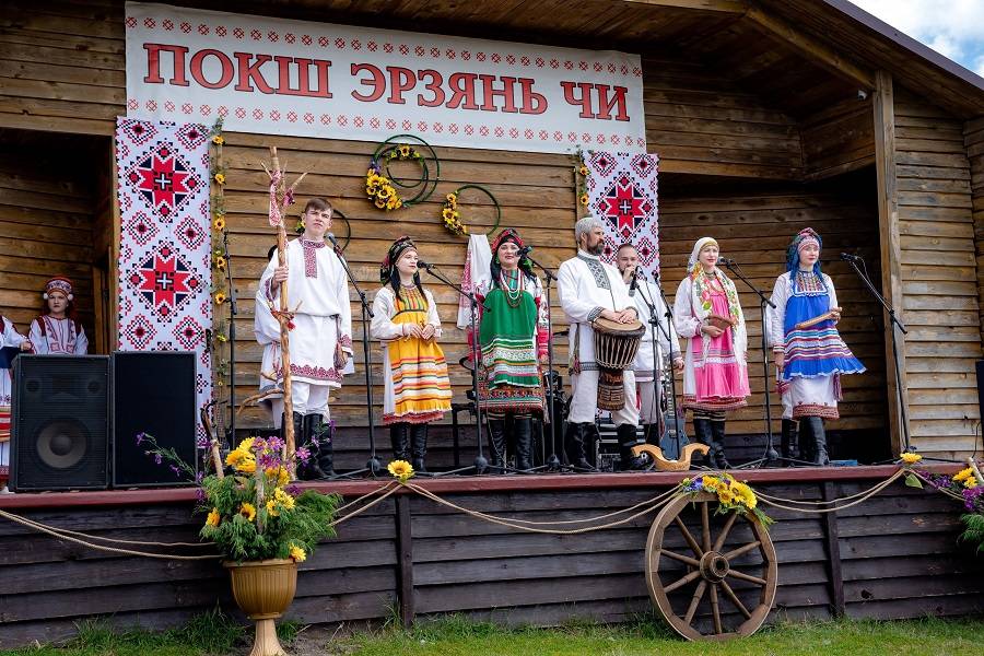 Государственный фольклорный ансамбль «Торама» стал украшением «Большого дня эрзян» в Пензенской области