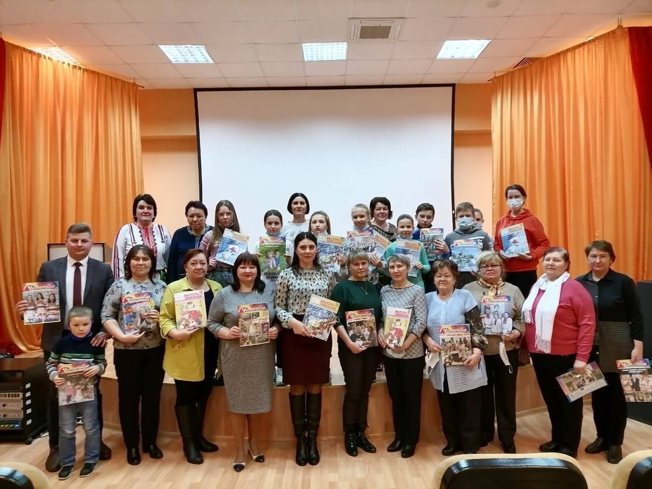 В Пушкинке состоялась встреча с редакторами детских национальных журналов «Чилисема» и «Якстерь тяштеня»