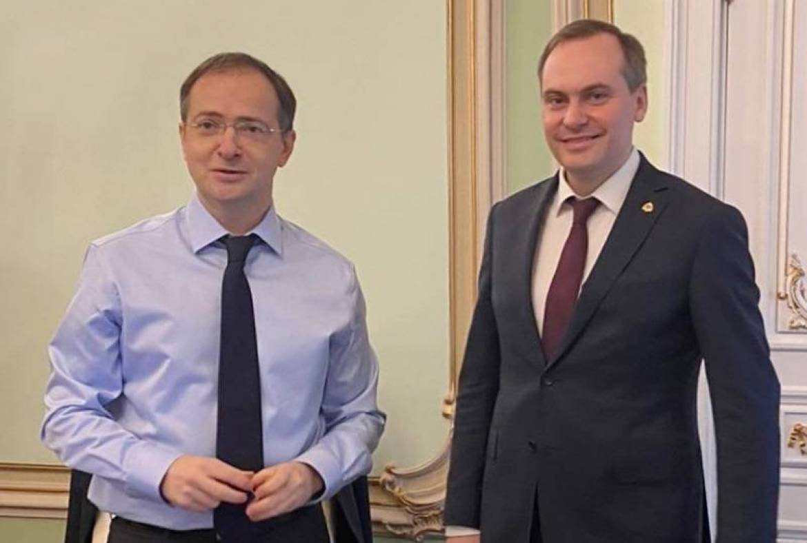 Артём Здунов провел рабочую встречу с помощником Президента РФ Владимиром Мединским