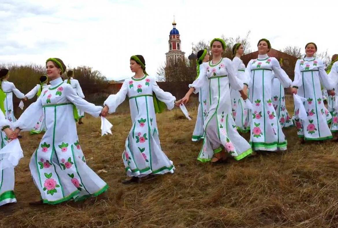 С Международным днём танца поздравляет Торбеевский районный дом культуры