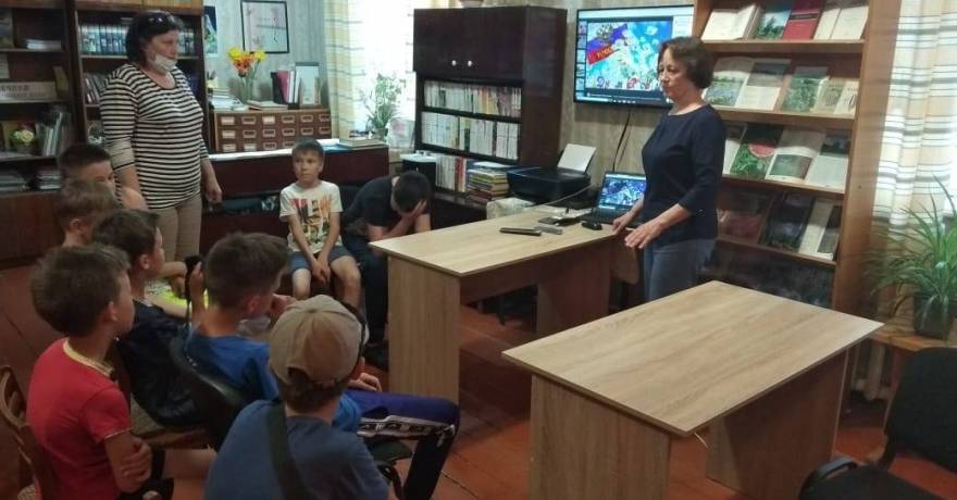 Булгаковская сельская библиотека работает с мультимедийными инновациями