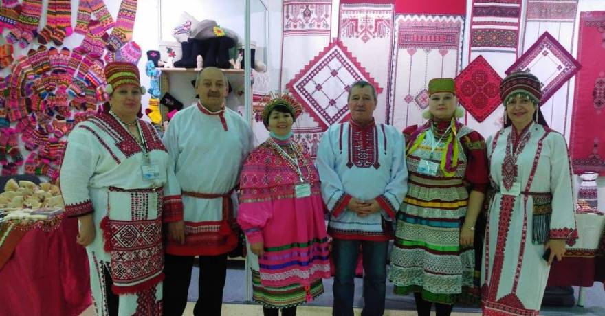 Народные художественные промыслы Республики Мордовия были представлены на Выставке-ярмарке «ЛАДЬЯ. Зимняя сказка-2021»