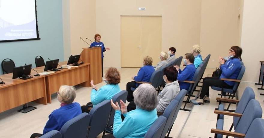 Серебряные волонтеры из Чувашии поделились опытом с мордовскими волонтёрами культуры в Краеведческом музее Воронина