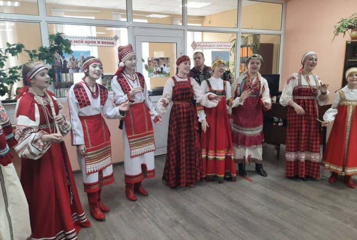 В специальной библиотеке для слепых состоялись фольклорные библиопосиделки, посвященный Всероссийскому дню мордовских языков