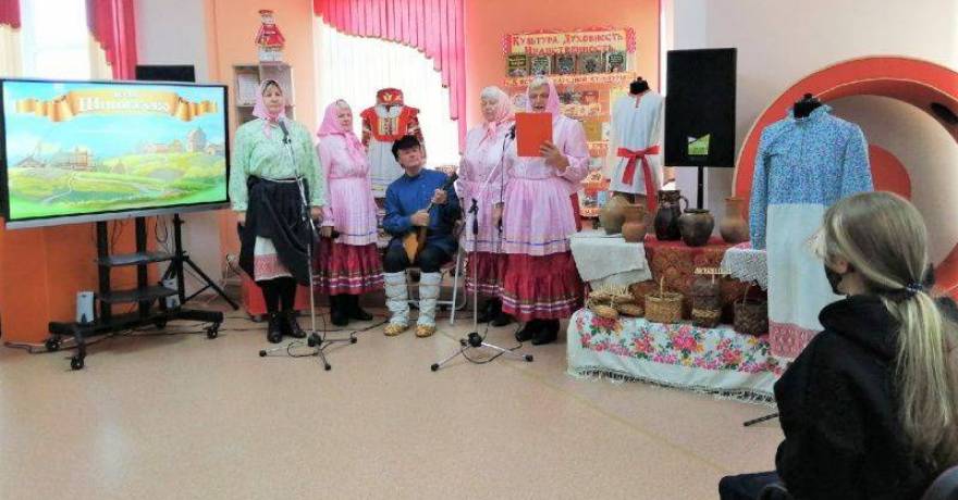 В центральной модельной библиотеке «Библиоэкспресс» прошёл праздник «Русский народный костюм»