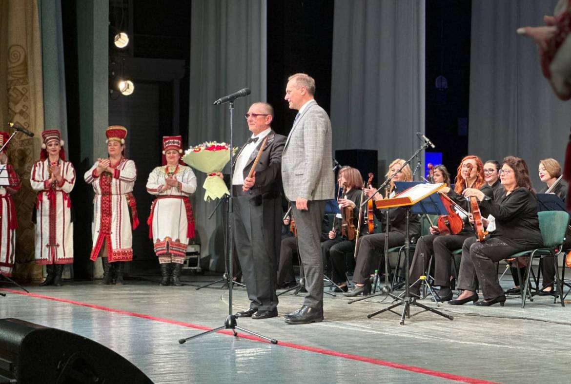 Эстрадно-симфонический оркестр из Мариуполя дал благотворительный концерт в Саранске