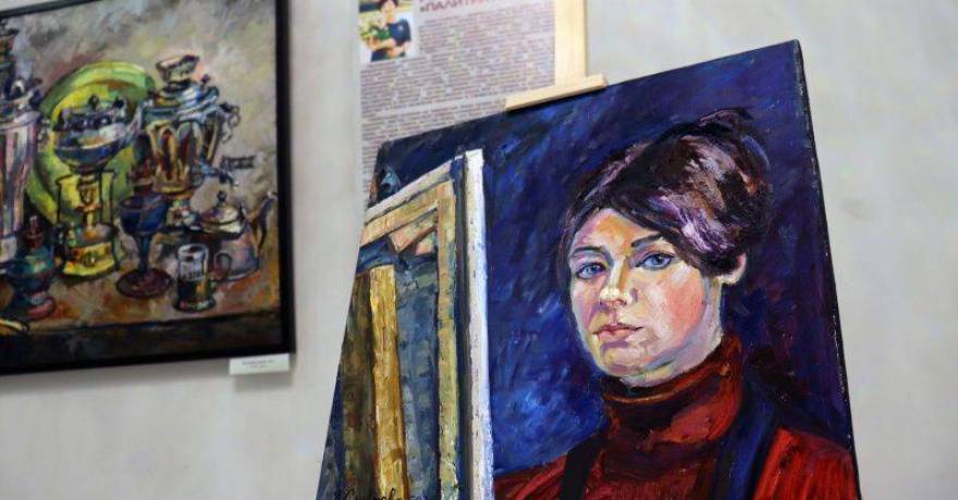 В Главном здании Музея им. С.Д. Эрьзи открылась персональная выставка Анны Сливковой «Палитра радости»
