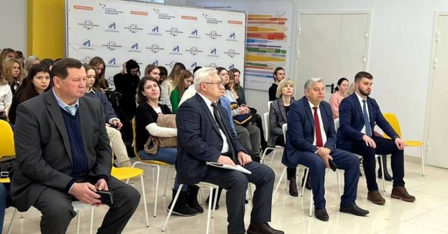 В Саранске проходит медиафорум «Мордовия многонациональная: межкультурный диалог»