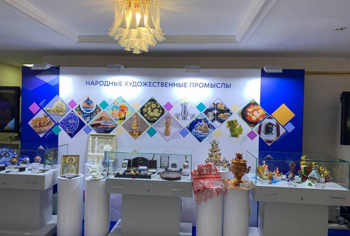 В Совете Федераций проходит выставка региональных брендов с участием Мордовии