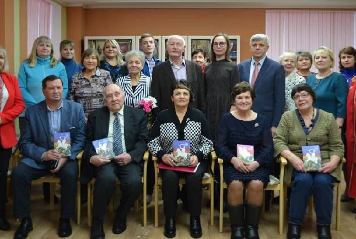В Саранске состоялась презентация книги «Люди Журавлиной дороги» на русском языке