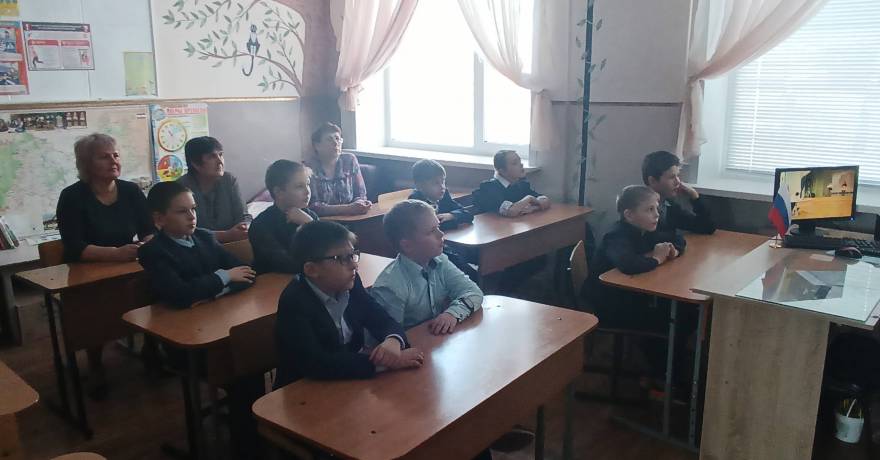 Школьники Мордовии смотрят спектакли участников фестиваля 