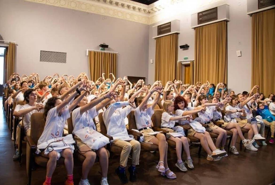 Мордовия участвует в шестой смене Международного детского центра «Артек»