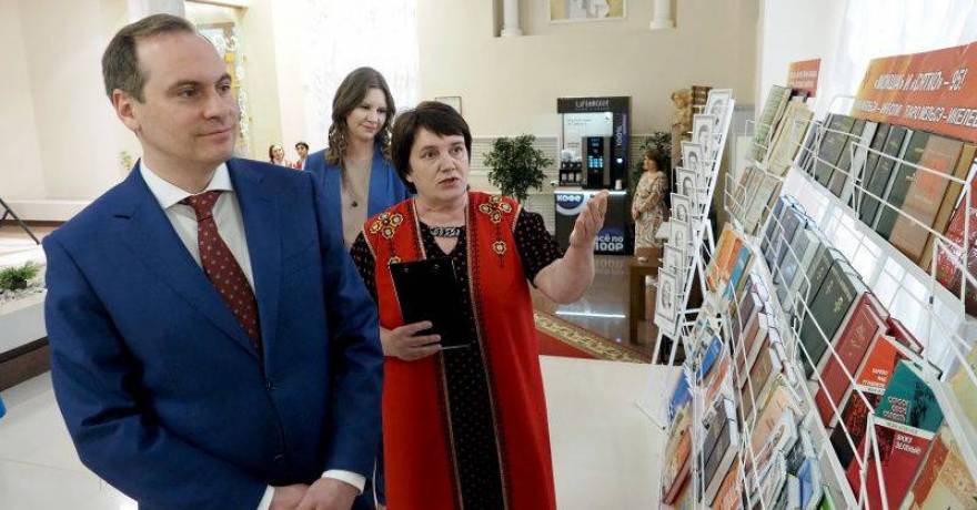 Глава Мордовии – о журналах «Мокша» и «Сятко»: «Это золотой фонд не только мордовской, но и российской литературы»