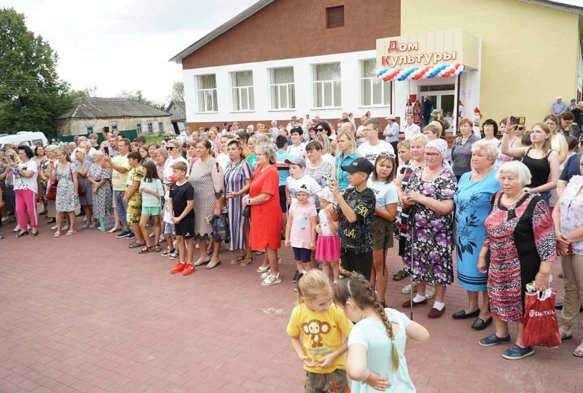 В селе Лобаски Атяшевского района открылся обновленный Дом культуры