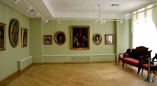 Выставка работ И. К. Макарова