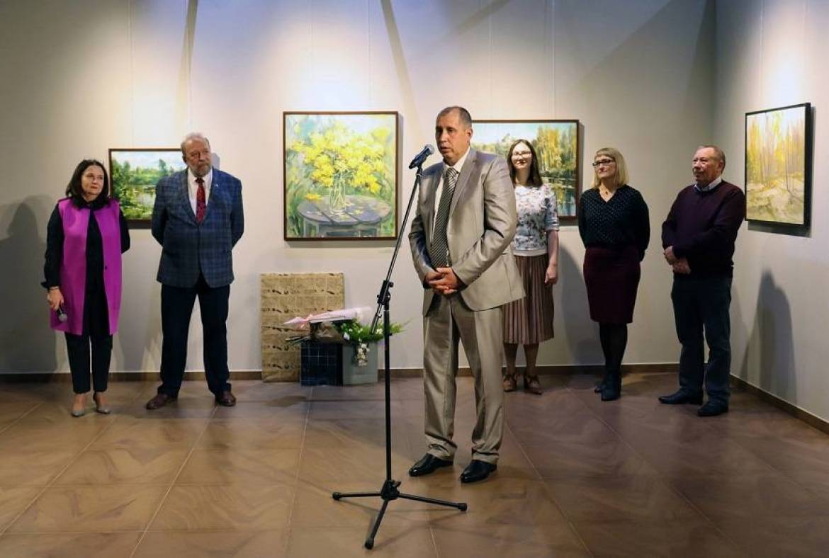 В Музее им. С. Д. Эрьзи состоялось открытие юбилейной персональной выставки художника и педагога Владимира Ваничкина.