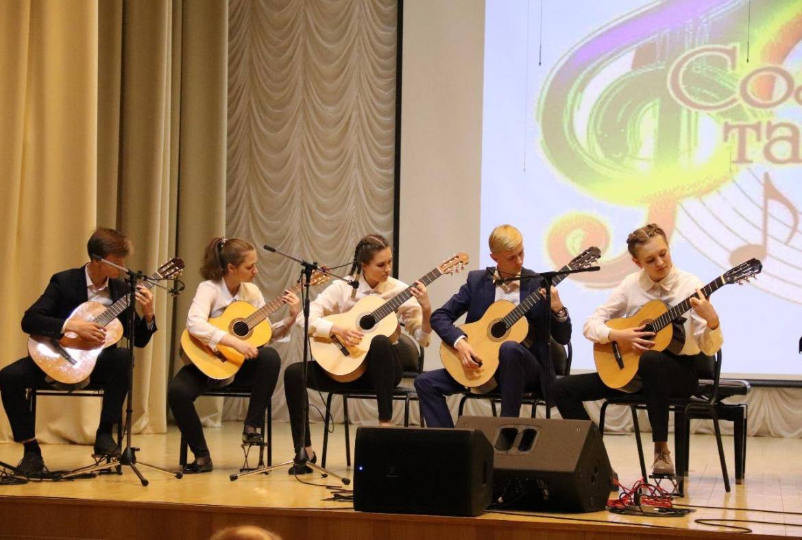 Состоялся финальный Гала-концерт-выставка «Созвездие талантов»