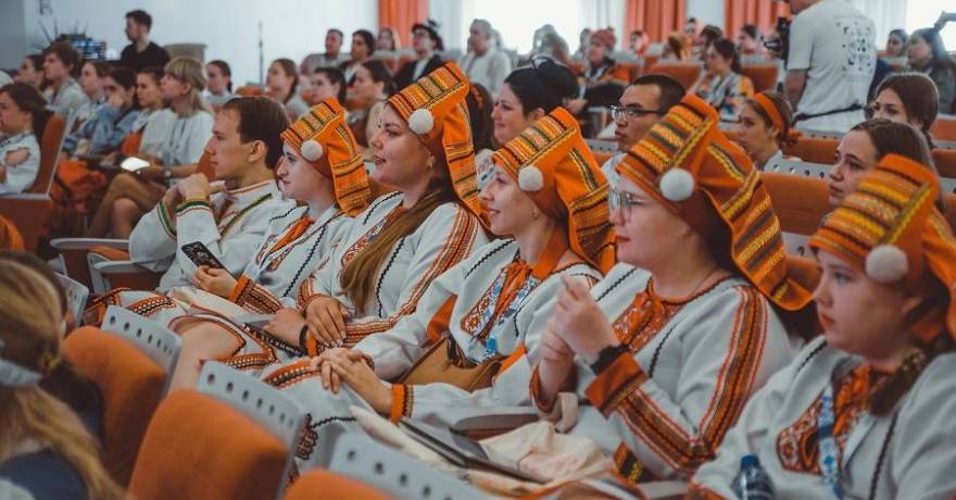 Участники из Мордовии представили республику на Всероссийском молодежном межнациональном лагере «Диалог культур»