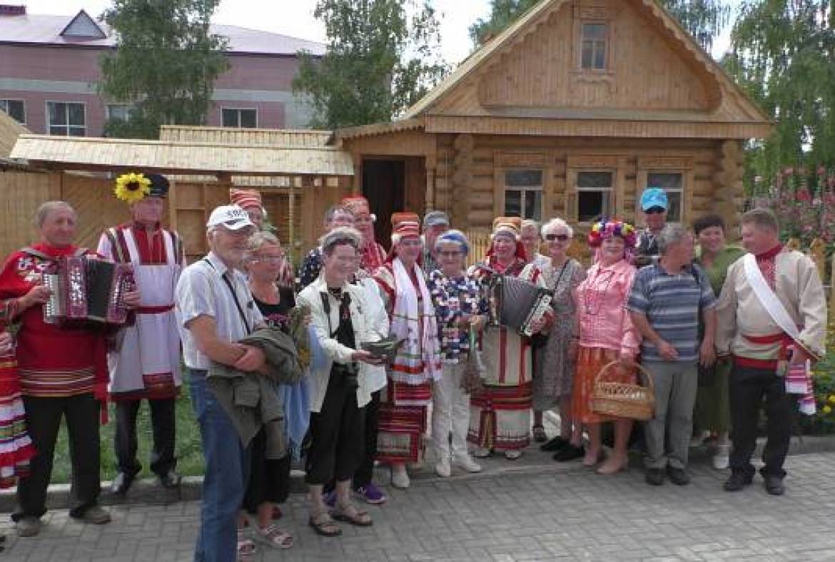 Центр национальной культуры и ремесел Атяшевского муниципального района встретил гостей из Финляндии