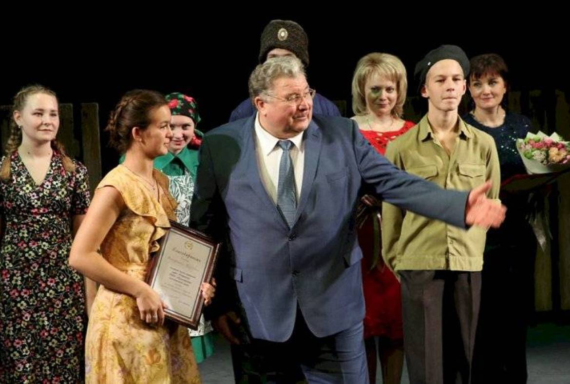 Глава Мордовии поздравил победителей регионального этапа конкурса «Театральное Приволжье»