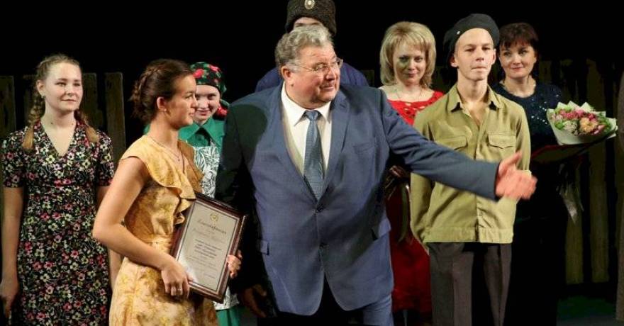 Глава Мордовии поздравил победителей регионального этапа конкурса «Театральное Приволжье»