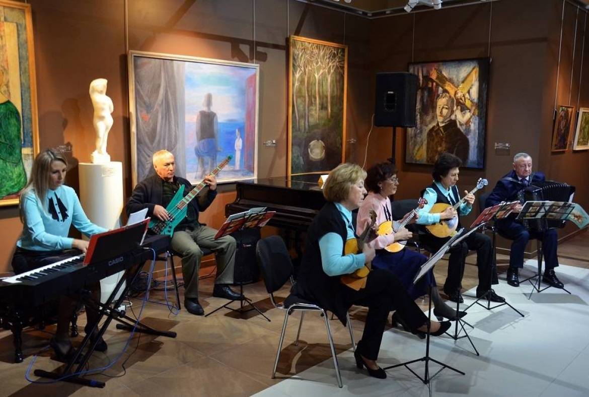 В Музея Эрьзи прошёл концерт «Родные истоки», посвященный памяти Георгия и Геннадия Сураевых-Королёвых