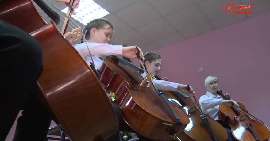 Виолончель, балалайки, саксофон: в рамках национального проекта «Культура»  музыкальная школа-интернат закупила музыкальные инструменты