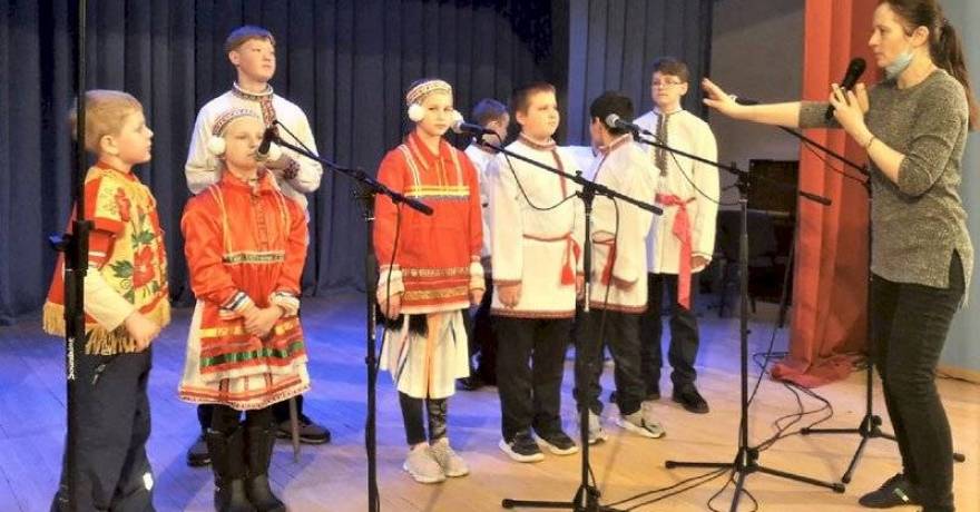 Школьники Мордовии присоединились к всероссийскому «ФолкУроку»