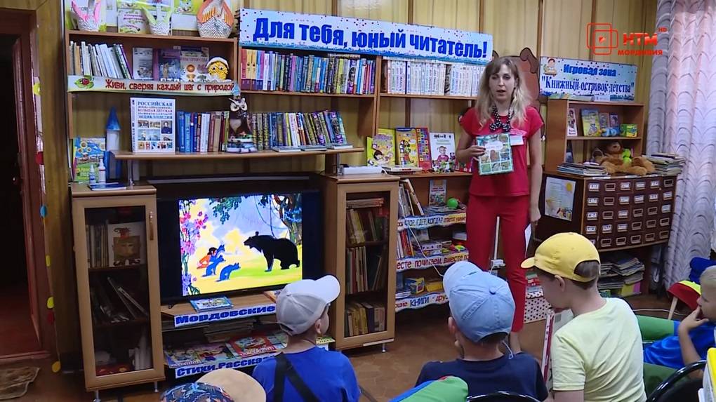 Благодаря нацпроекту «Культура» Красносельцовская библиотека смогла обзавестись новой техникой