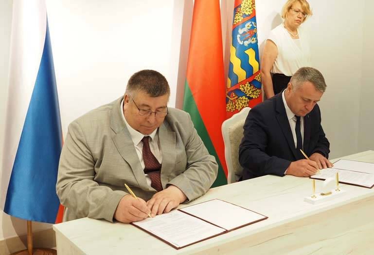 Атяшевский район Мордовии и Червенский район Белоруссии подписали соглашение об установлении побратимских связей