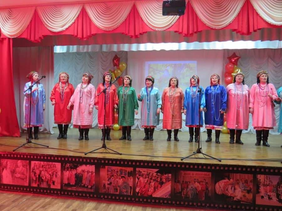 Юбилейный концерт коллектива «Ару лихтибря» в Левженском клубе – лучшем учреждении культуры РМ