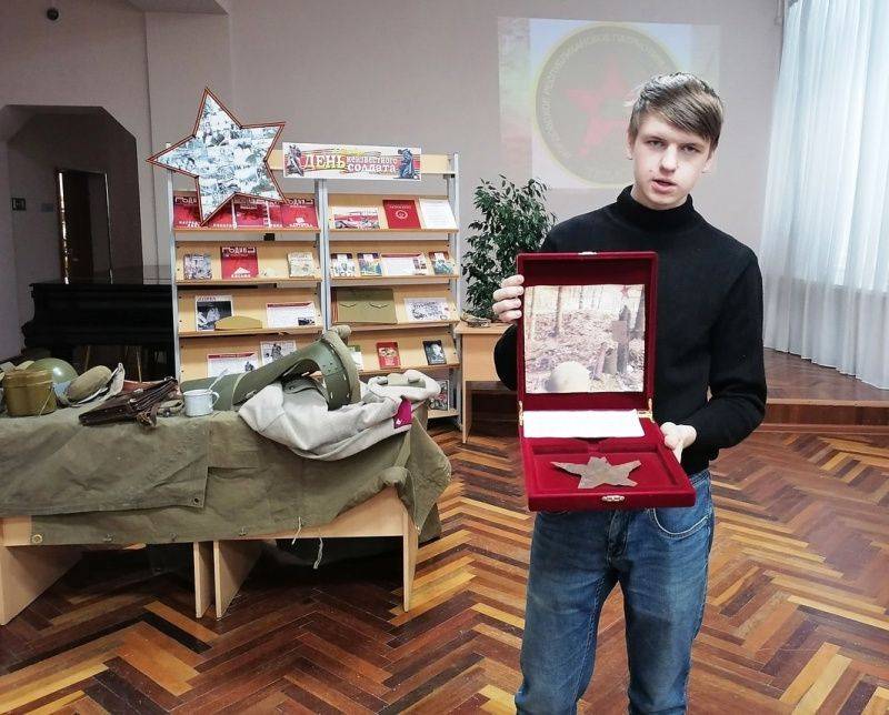 В Мордовской республиканской детской библиотеке прошла патриотическая встреча ко Дню Неизвестного солдата