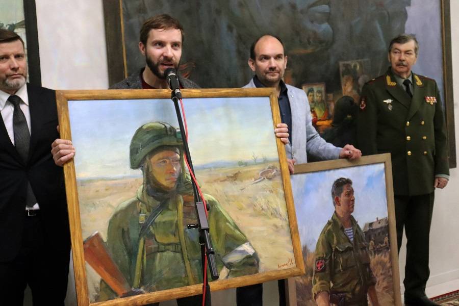 В Музее Эрьзи состоялось открытие выставки  «Израненная земля Донбасса»