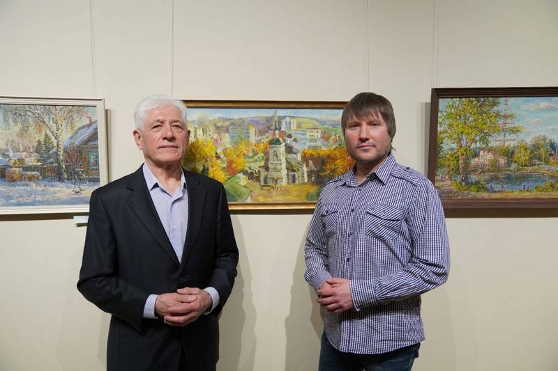 В Краеведческом музее Воронина открылась выставка «Три поколения в искусстве. Художники Малик, Руслан и Булат Ямбушевы»
